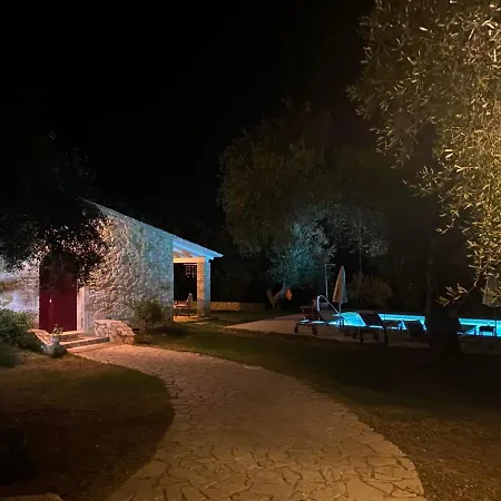 Piccolo Paradiso Vilă *