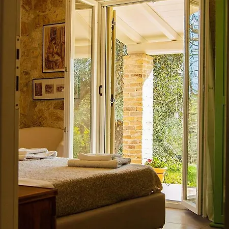 Piccolo Paradiso Vilă