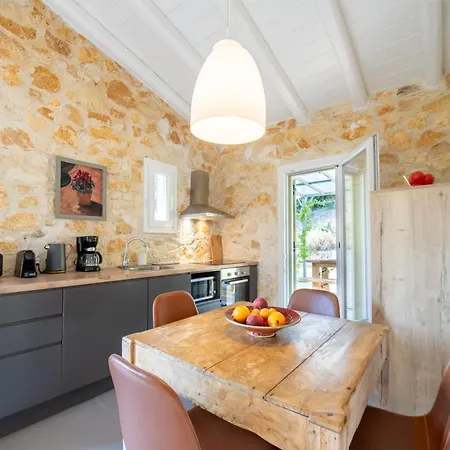 Piccolo Paradiso Villa Línia